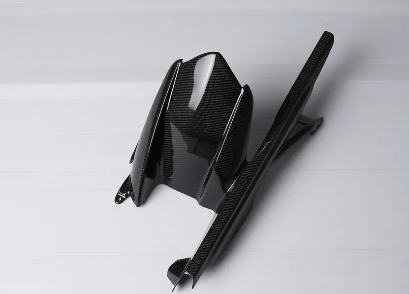 Carbon Fiber Rear Hugger with Chain Case for BMW S1000RR 2020-2022
