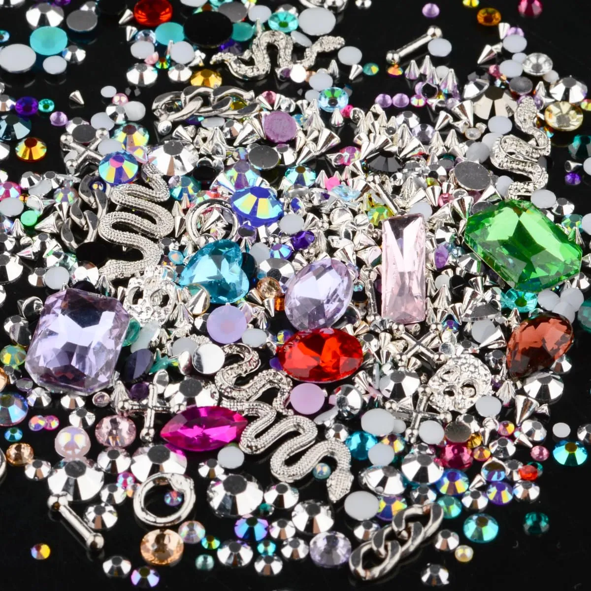 editTime 3D Metal Punk Nail Charms Jewels Kit, 300pcs Alloy Chrome Cone Rivet Spike Snake Skull Studs with 9pcs Big Glass Pointed Bottom Rhinestones and 200pcs Flatback Resin Rhinestones (silver)
