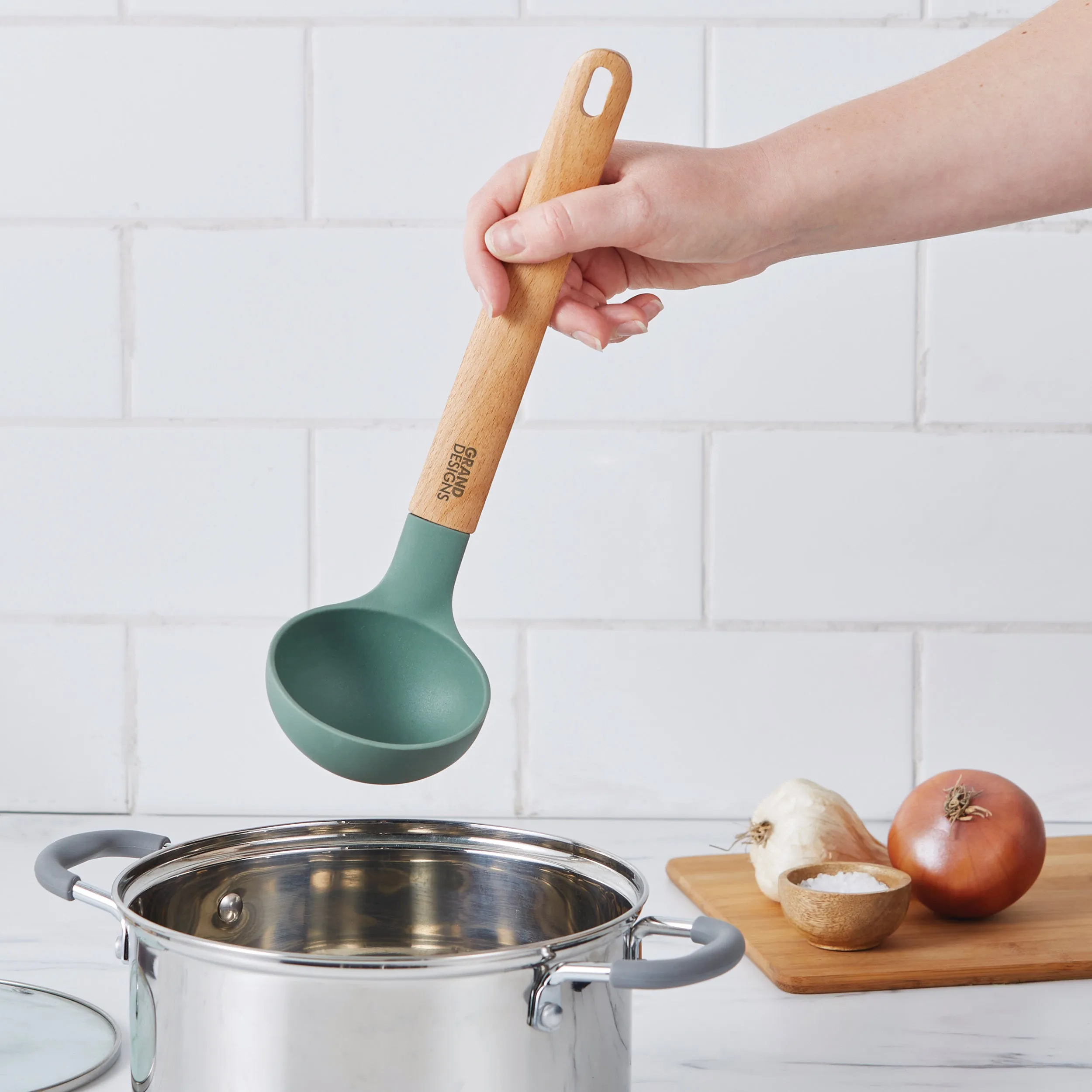 Grand Designs Ladle Green