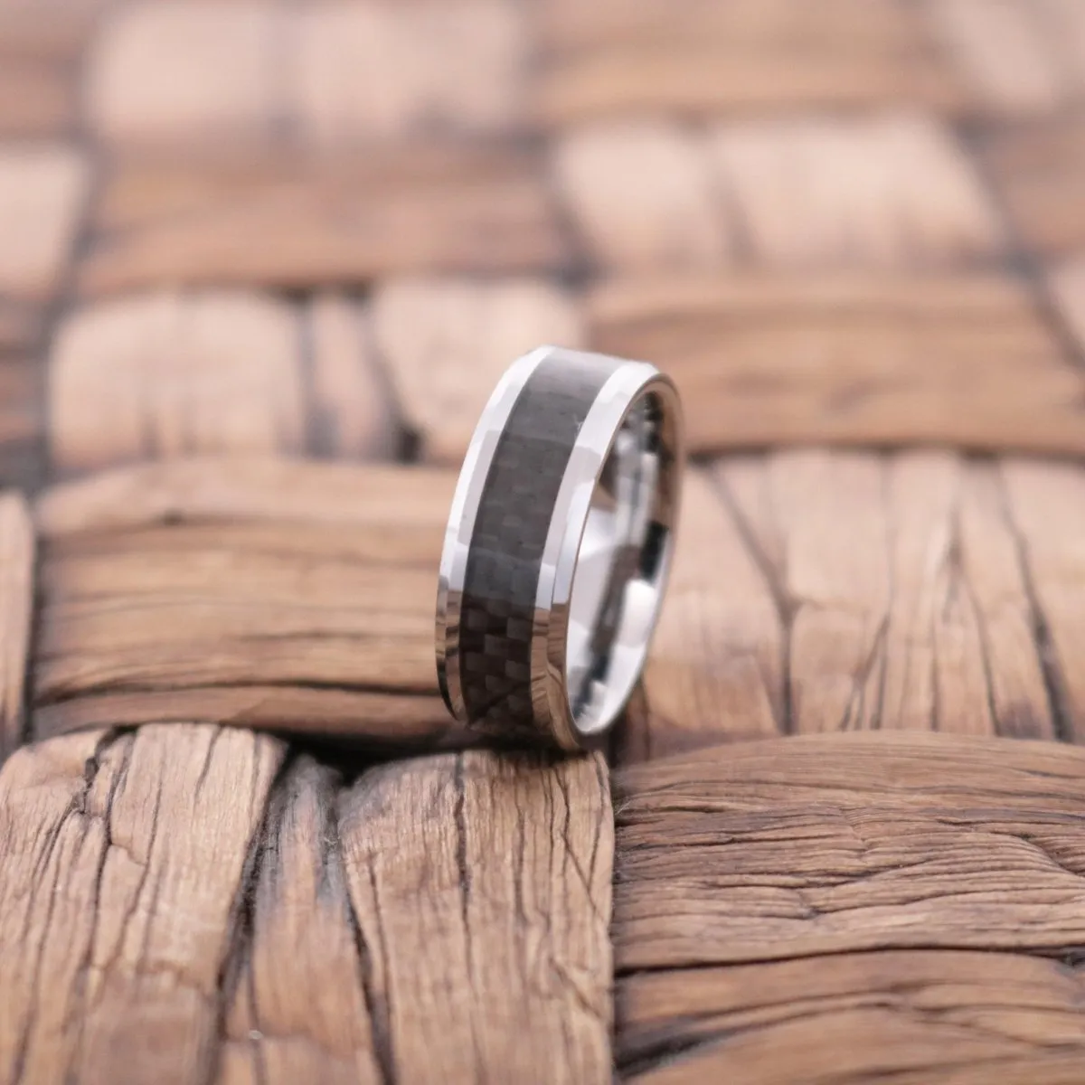 HERALD | Tungsten Ring Black Carbon Fiber Inlay