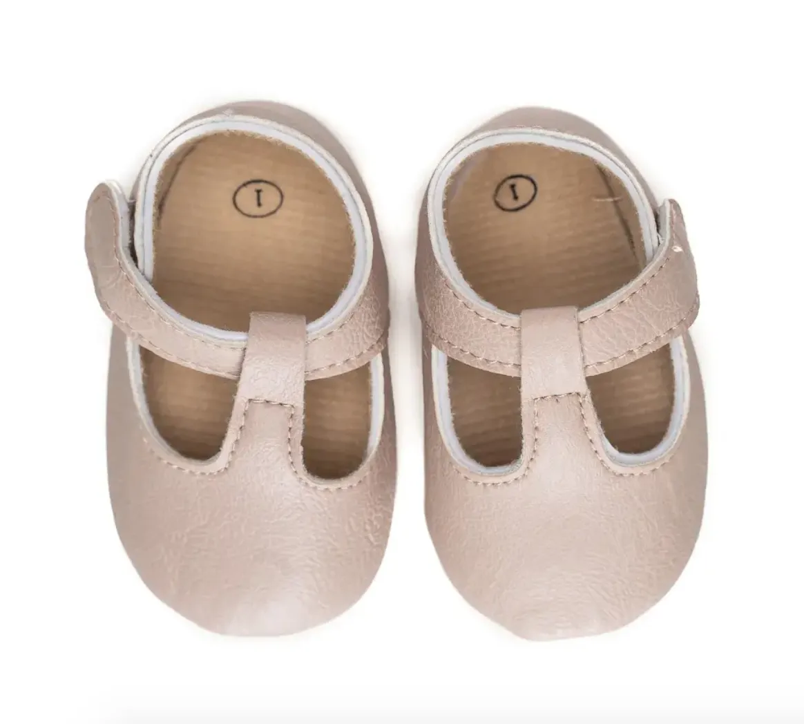 Moxy Softsole Shoe