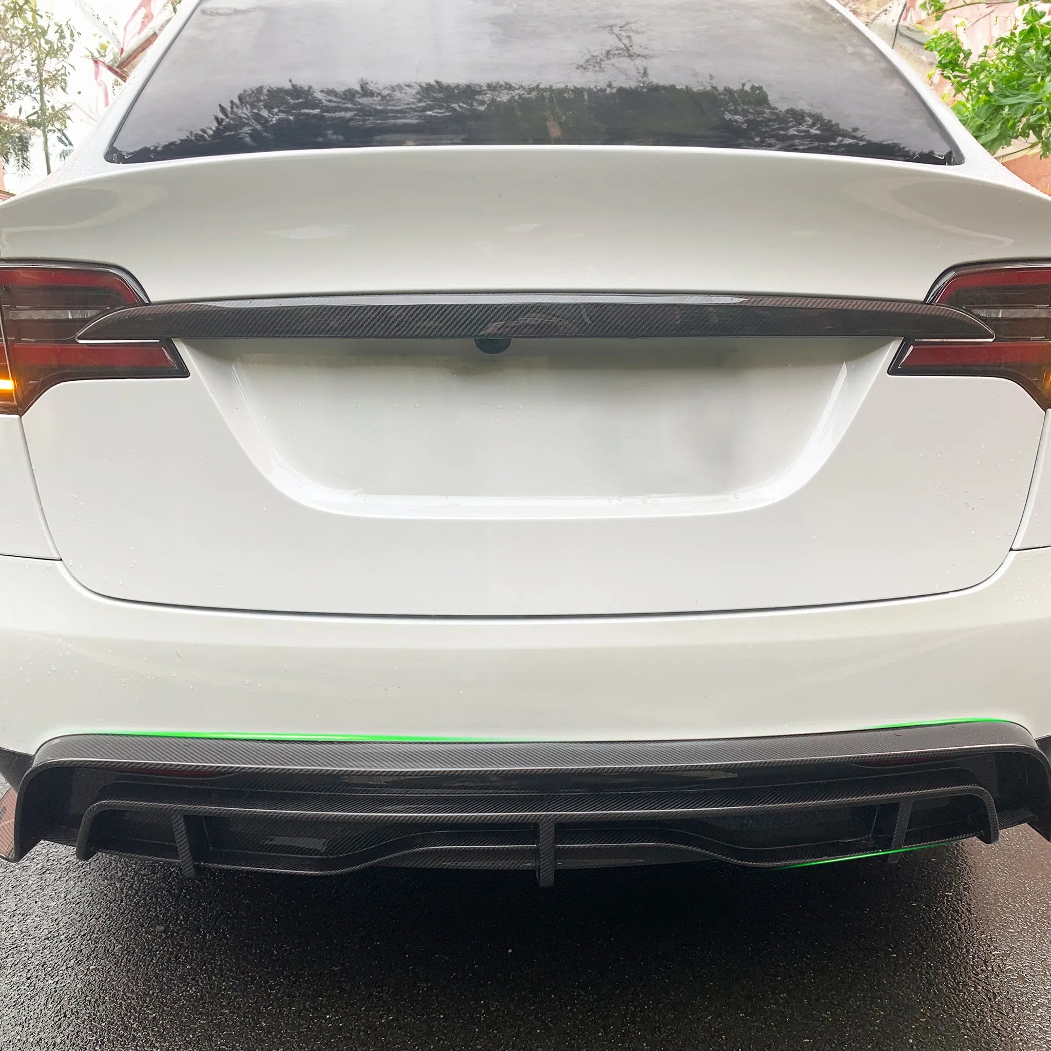 Real Carbon Fiber Rear Diffuser For 2021  Model X