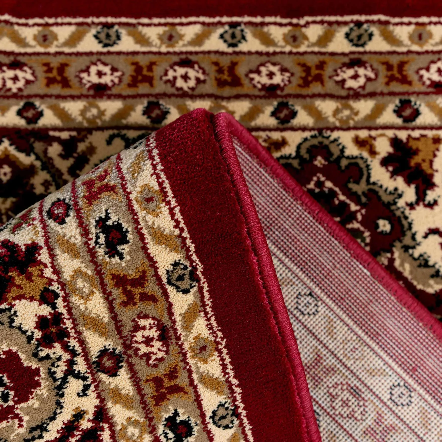 Traditional Red Bordered Rug